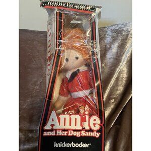 Vintage Knickerbocker Annie And Her Dog Sandy Rag Doll  8" Tall 1977 No 3850